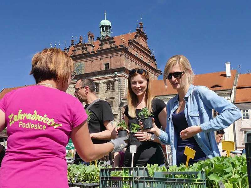 Plzeň events calendar: Find what´s on in Plzeň Czech Republic. Visit farmer markets in Plzeň and taste street food. Plzen (Pilsen) Veranstaltungen 2020.